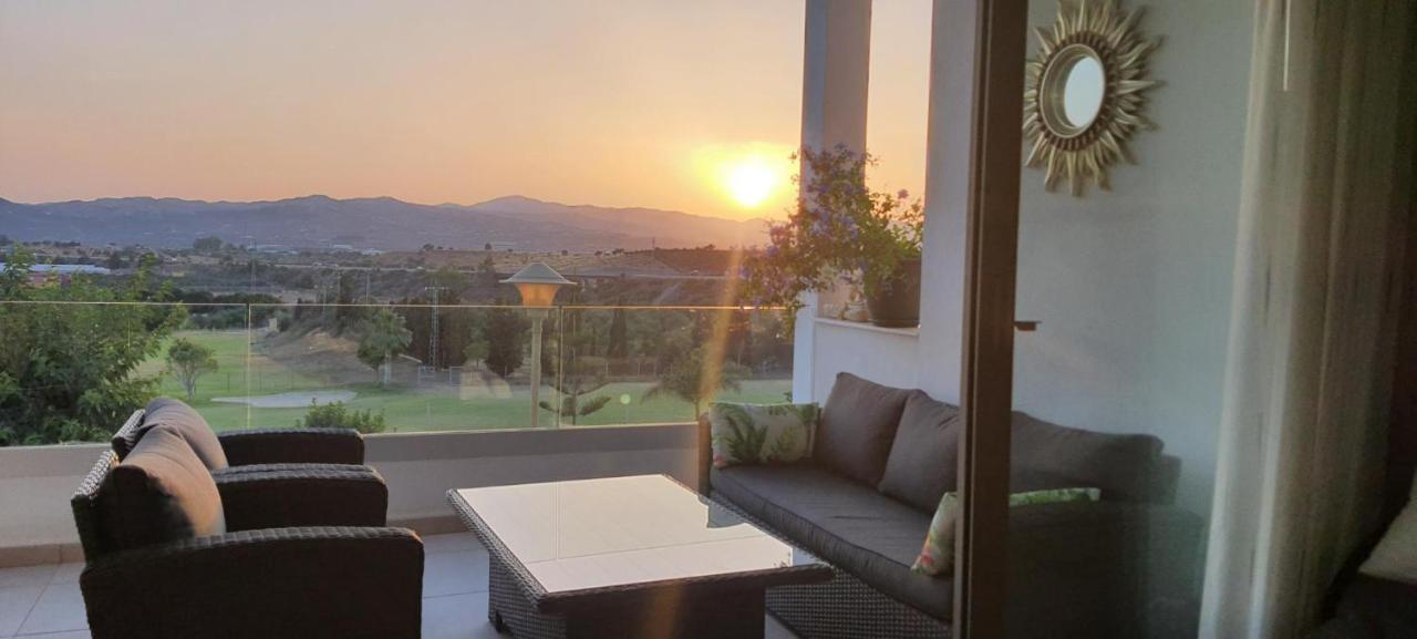 Baviera Hills Holiday Apartment Caleta De Velez Buitenkant foto