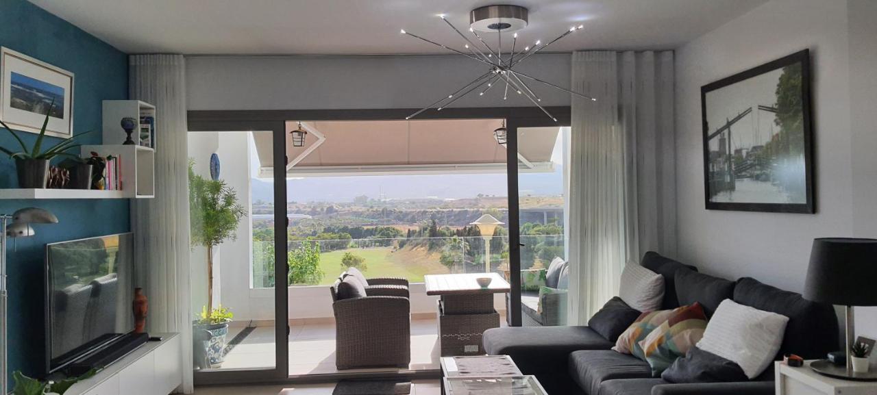 Baviera Hills Holiday Apartment Caleta De Velez Buitenkant foto
