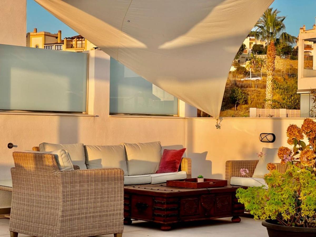 Baviera Hills Holiday Apartment Caleta De Velez Buitenkant foto